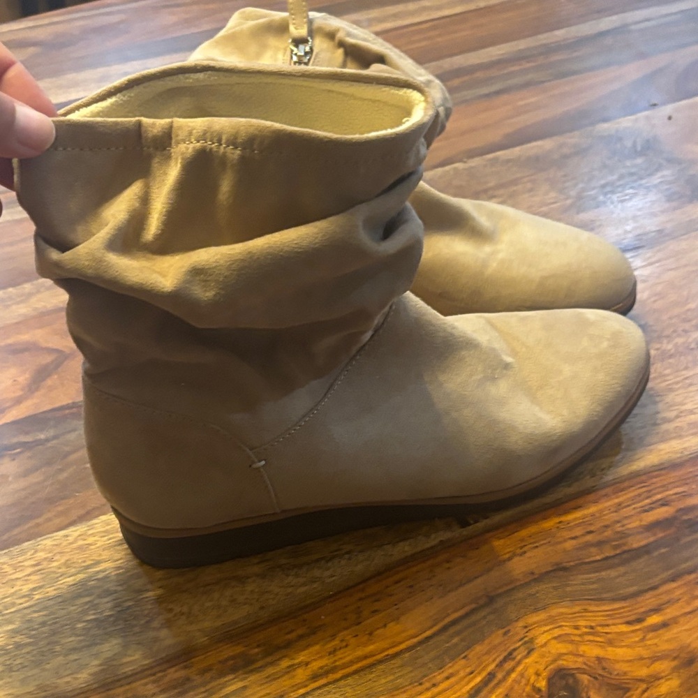 Dr. Scholl's Slouchy Tan Ankle Booties